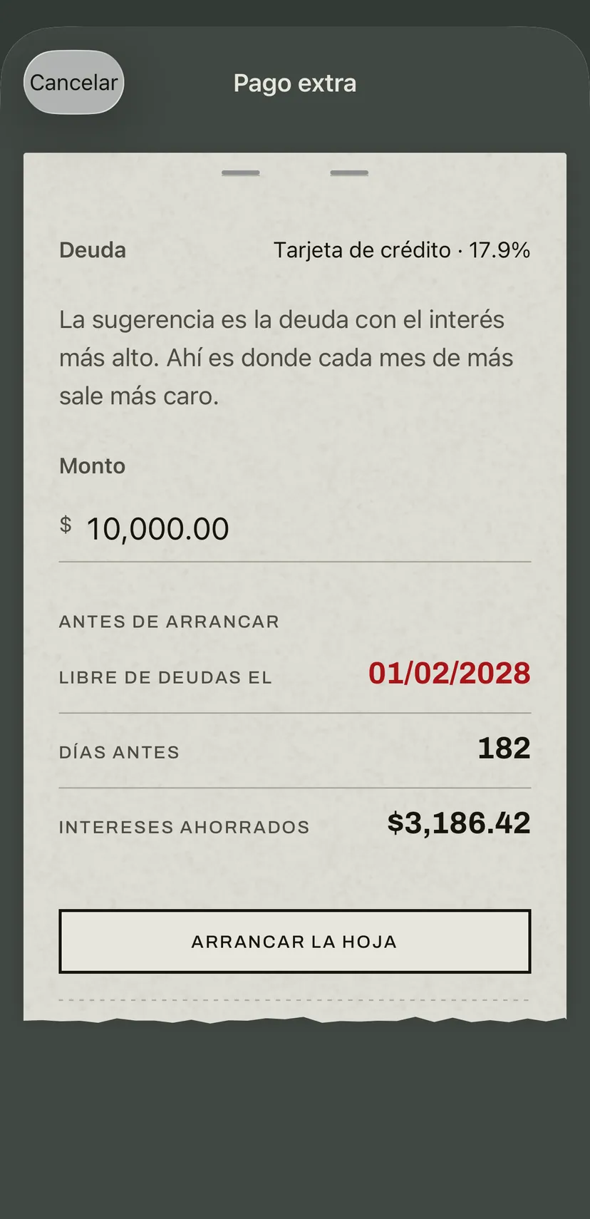 El pago extra en la app: se sugiere la tarjeta de crédito con la tasa más alta y, debajo, la nueva fecha en que quedas libre de deudas, los días ganados y los intereses ahorrados.